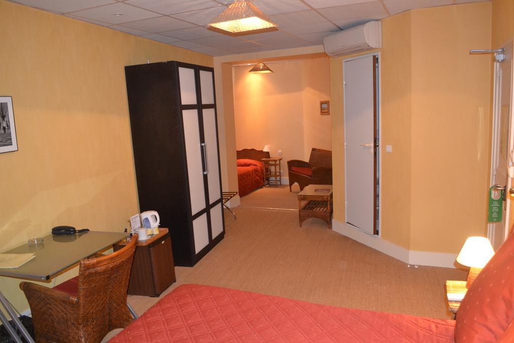 Hotel De France Libourne Phòng bức ảnh