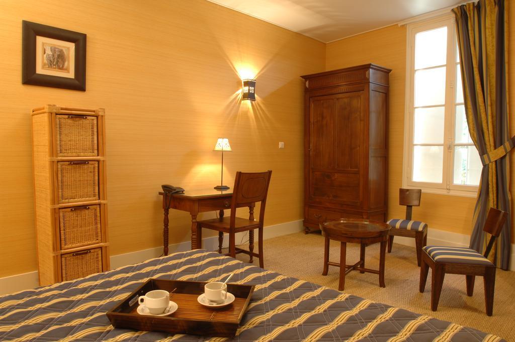 Hotel De France Libourne Phòng bức ảnh